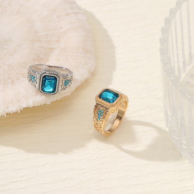 Alloy plating ice blue rhinestone couple rings in gold and silver geometric design