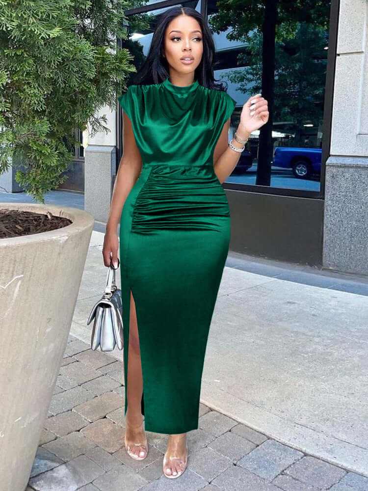 Elegant green matel silk plus-size summer dress with stylish split, perfect for commuting and retro art style.