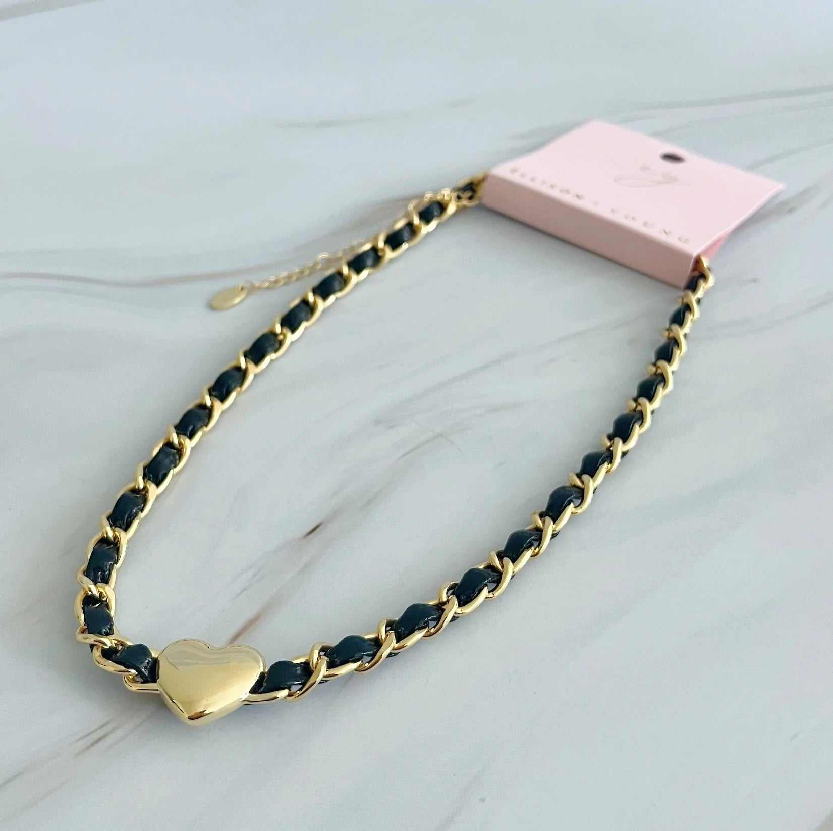 Edgy Heart Chain Choker Necklace featuring a unique gold and black design, perfect for streetwear style.