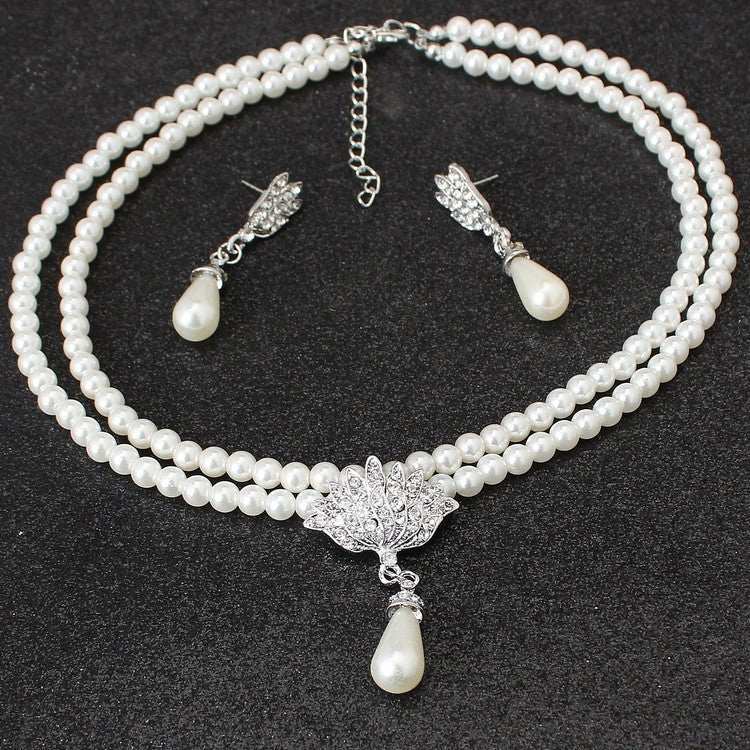 Elegant European wedding jewelry set with pearl necklace and drop-shaped earrings