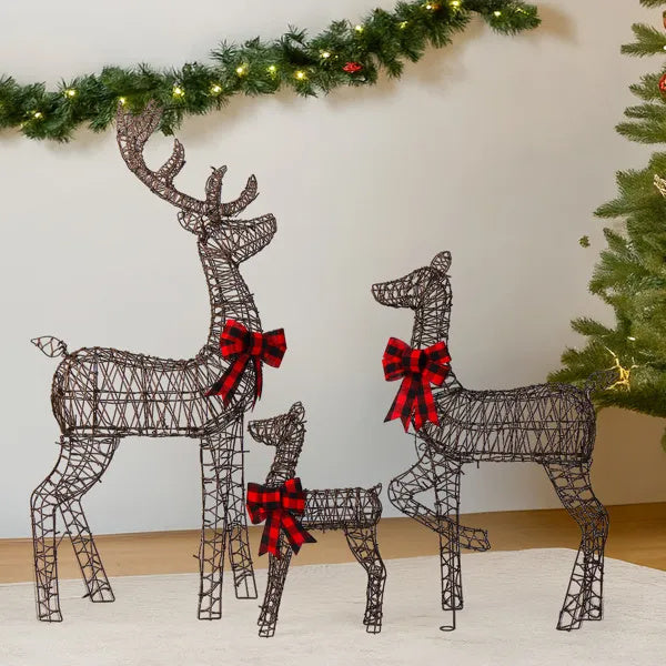 3-Piece Lighted Christmas Reindeer Family Set Outdoor Decorations, Weather Proof Rattan Deer Family Set Of 3 Christmas Ornament Home Decor Pre-lit 290 LED Warm White Lights, 5FT, Brown