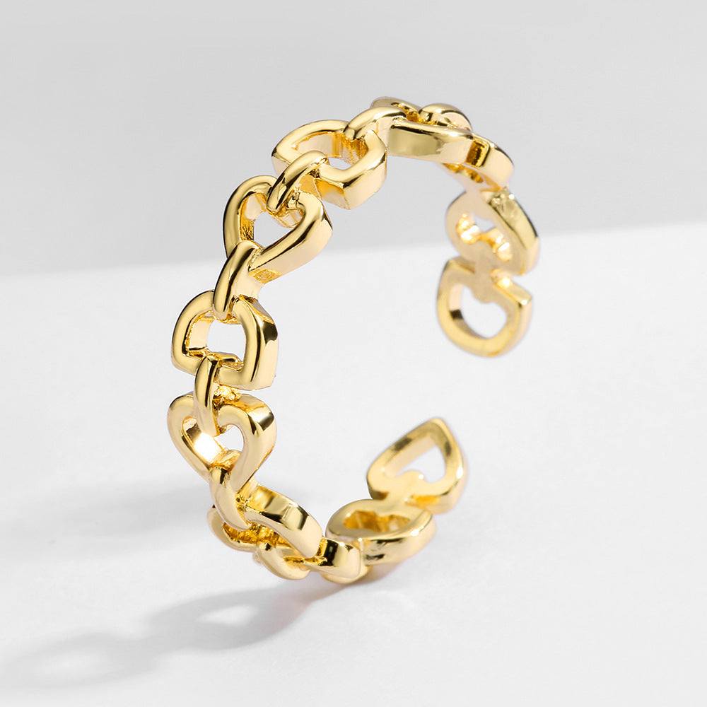 Gold-plated D Love Letter heart chain ring with geometric design