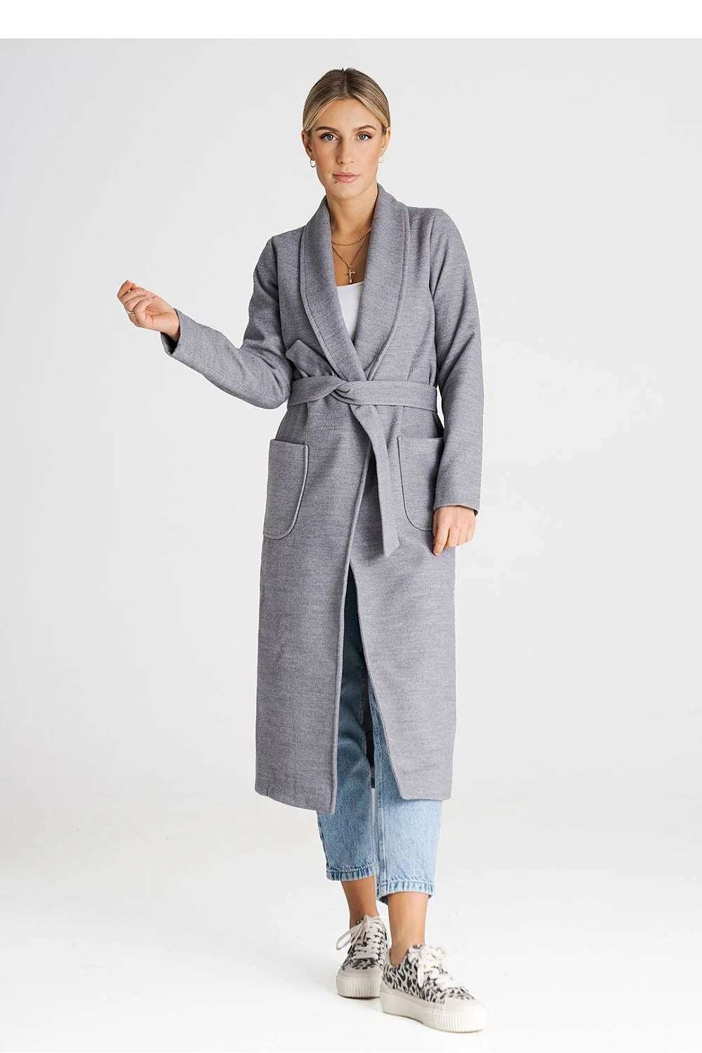 Elegant Figl belted trench coat in grey with long sleeves, large pockets, and a stylish tie belt.