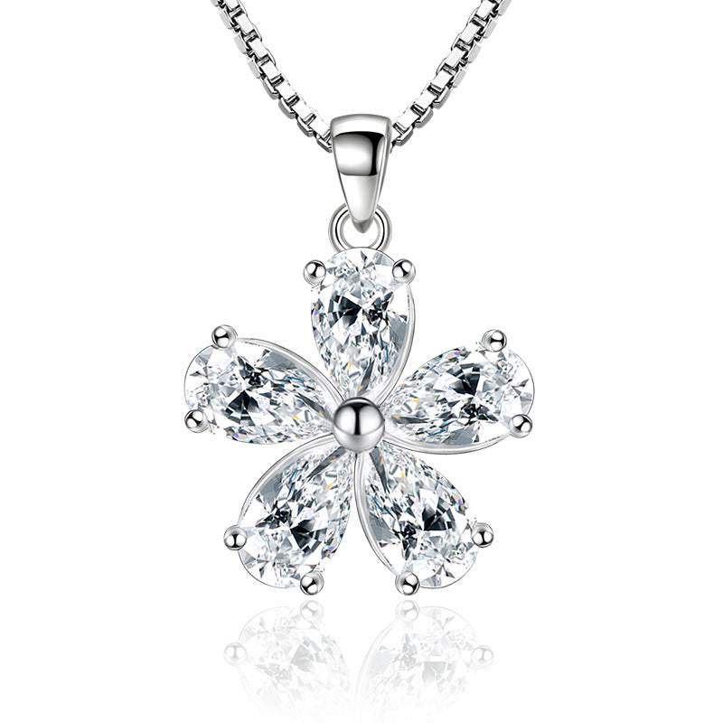 High-quality silver women's pendant necklace with flower-shaped white diamond crystals