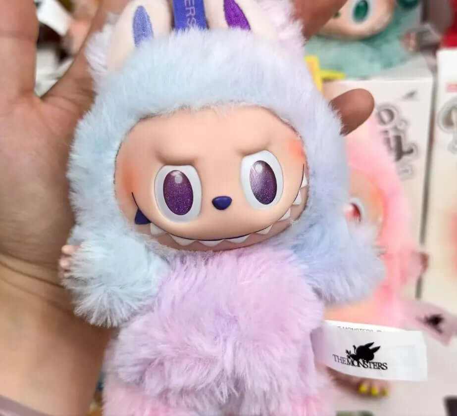 Top Quality Labubu Doll V3 with QR Code Monsters Big into Energy Seriesblind Box Kawaii Figure Face Doll Clothesdoll Keychain Decor Gift Blind Bag