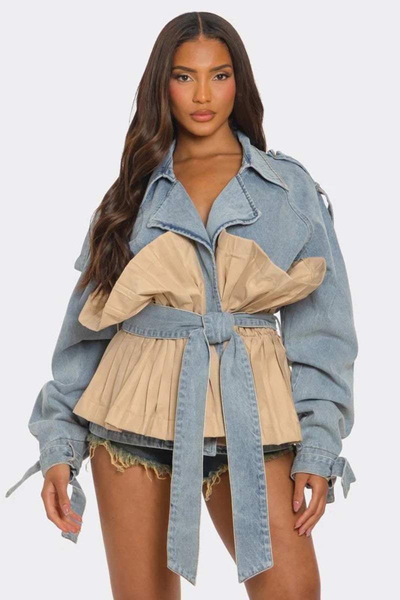 Pleated contrast denim jacket with oversized fit and beige pleated panel, cinched waist detail and coordinating denim belt.
