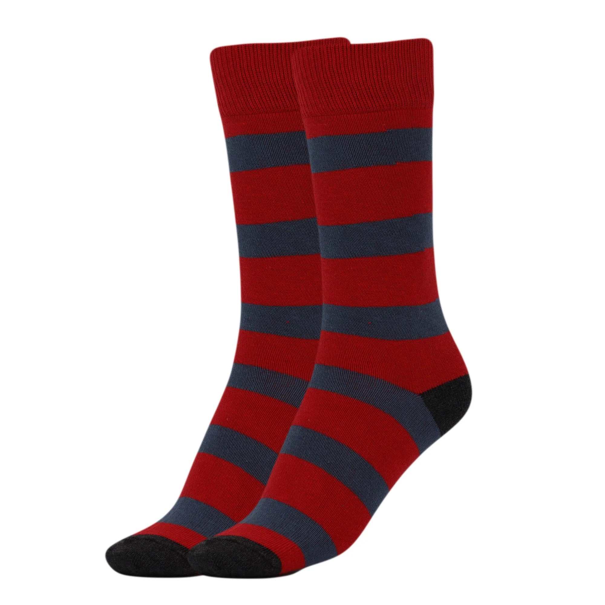Women’s red and navy striped cotton crew socks, soft fit, breathable fabric, perfect for casual wear, size 9-11.